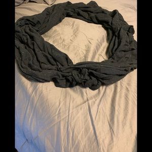 H & M Infinity Scarf black with spleckled spots
